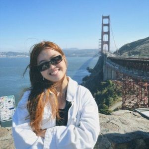 Meet your Posher, Victoria neris